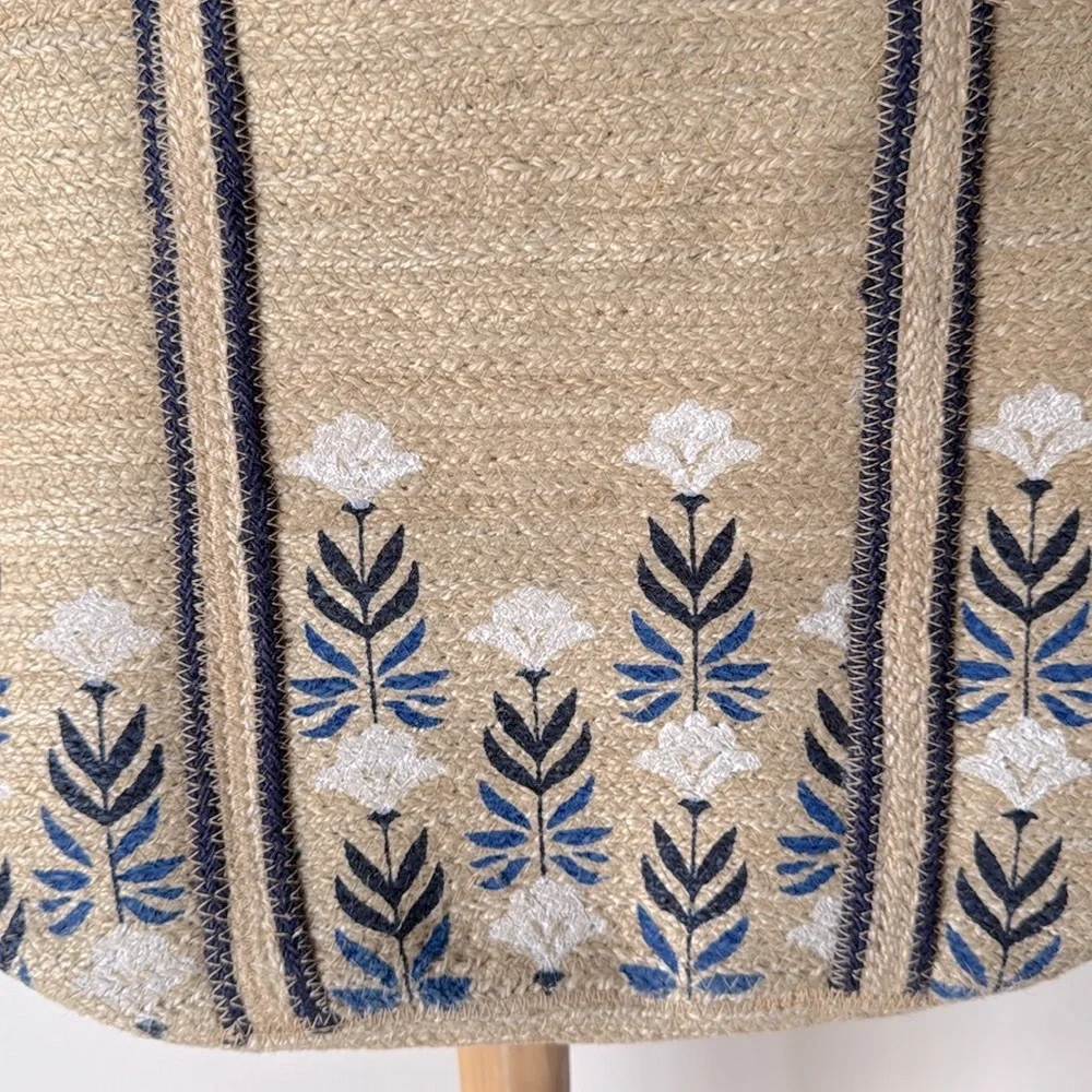 NEW Shiraleah Fiorella Natural Woven Jute Large Tote Bag Painted Floral Pattern